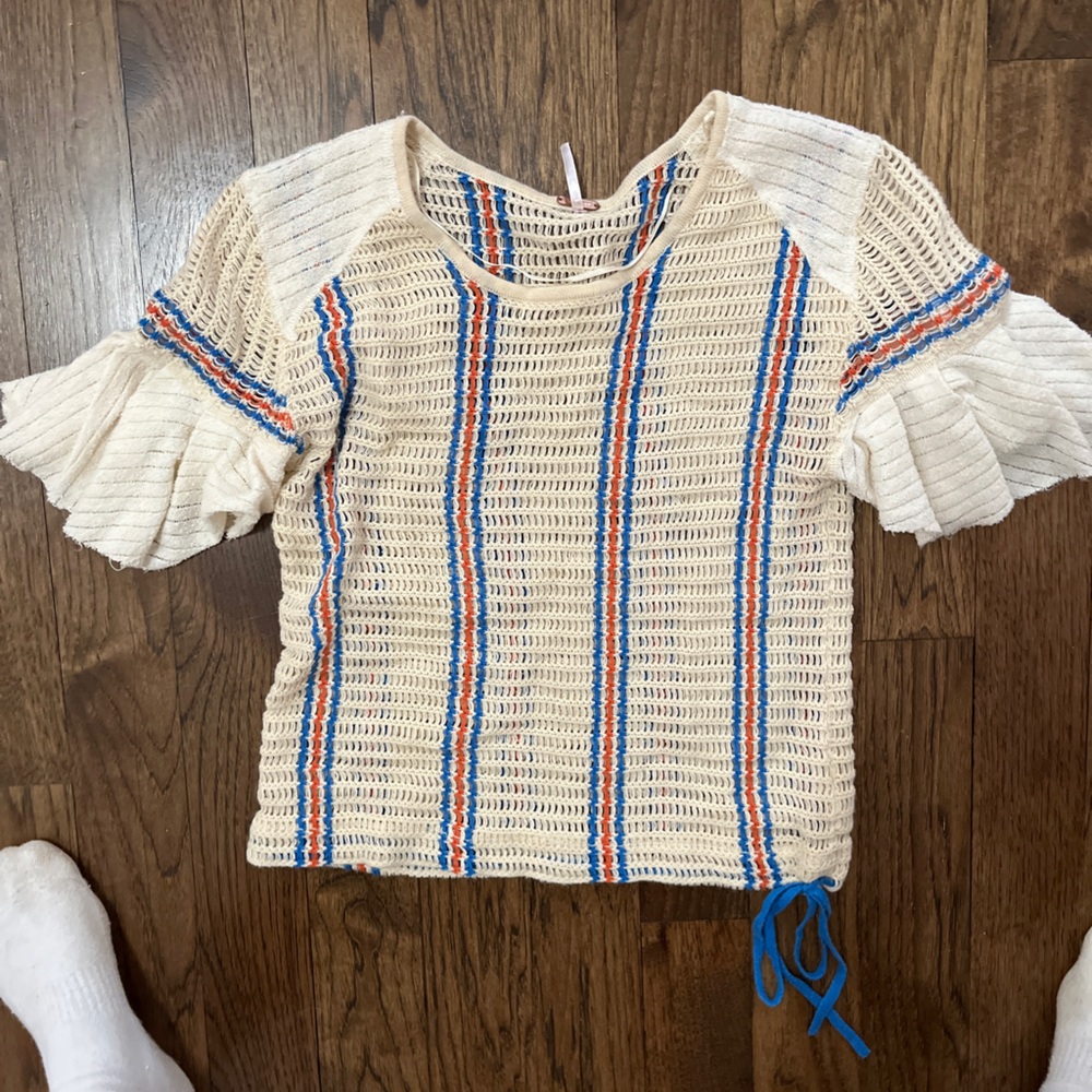Free people knit top. Size small.